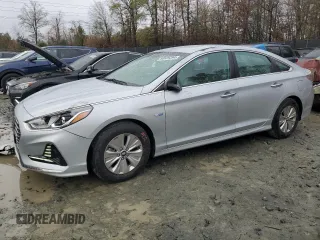 2019 Hyundai Sonata Hybrid SE with VIN KMHE24L32KA090533, listed as a Copart auction lot 80529394 with 45,451 mi miles and Salvage Title. Bid and sale history available at carsss.com. Image 1.