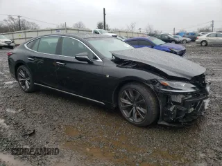 2018 Lexus LS with VIN JTHC51FF0J5002933, listed as a Copart auction lot 78499933 with 100,338 mi miles. Bid and sale history available at carsss.com. Image 4.