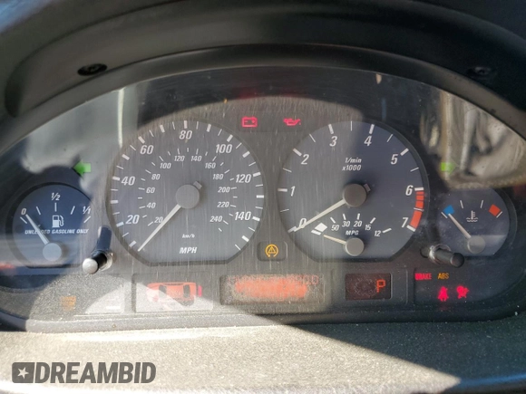 2001 BMW 3 Series 325Ci with VIN WBABS33401JY54613, listed as a Copart auction lot 49058085 with 0 mi miles and Non Repairable. Bid and sale history available at carsss.com. Image 9.