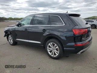 2019 Audi Q7 Premium Plus z VIN WA1LAAF75KD007438, wystawiony jako Copart lot #57358745 z przebiegiem 45 324 mil mil oraz Szkody całkowita. Historia ofert i sprzedaży dostępna na DreamBid. Obrazek 2.