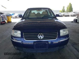 2004 Volkswagen Passat GLX z VIN WVWRH63B94P150234, wystawiony jako Copart lot #54092825 z przebiegiem 89 149 mil mil oraz Czysty tytuł • Clean title. Historia ofert i sprzedaży dostępna na DreamBid. Obrazek 5.