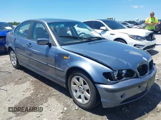 2004 BMW 3 Series 325i z VIN WBAET374X4NJ81735, wystawiony jako IAAI lot #42332083 z przebiegiem 153 405 mil mil oraz . Historia ofert i sprzedaży dostępna na DreamBid. Obrazek 1.