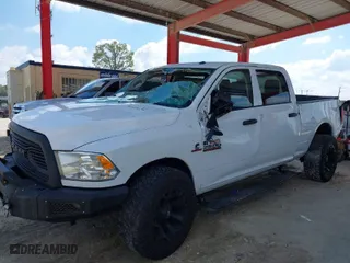2018 Ram 2500 Tradesman with VIN 3C6UR5CL0JG121853, listed as a IAAI auction lot 41698434 with 61,443 mi miles. Bid and sale history available at carsss.com. Image 6.