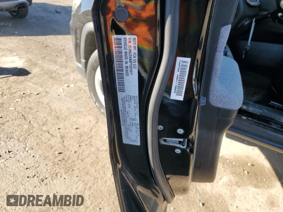 2023 Jeep Compass Sport z VIN 3C4NJDAN8PT531917, wystawiony jako Copart lot #46543835 z przebiegiem 28 762 mil mil oraz Szkoda całkowita • Salvage title. Historia ofert i sprzedaży dostępna na DreamBid. Obrazek 14.