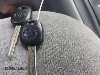 2007 Toyota Corolla CE с VIN JTDBR32E970100889, выставлен на аукционе IAAI как лот 42513548 с пробегом 164 011 миль миль и . История ставок и продаж доступна на DreamBid. Изображение 11.