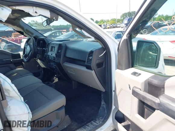 2018 Ford F-150 XL with VIN 1FTFX1E58JKD24996, listed as a IAAI auction lot 42436367 with 221,378 mi miles and . Bid and sale history available at DreamBid. Image 5.
