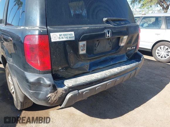 2005 Honda Pilot EX with VIN 5FNYF18455B044034, listed as a IAAI auction lot 42078473 with 265,726 mi miles. Bid and sale history available at carsss.com. Image 6.