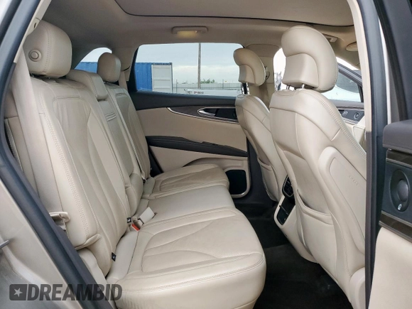 2017 Lincoln MKX Reserve z VIN 2LMPJ6LR6HBL30244, wystawiony jako Copart lot #56879745 z przebiegiem 98 771 mil mil oraz Czysty tytuł • Clean title. Historia ofert i sprzedaży dostępna na DreamBid. Obrazek 11.