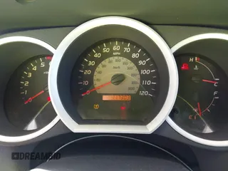 2009 Toyota Tacoma with VIN 5TENX22N49Z646581, listed as a IAAI auction lot 41770967 with 117,303 mi miles. Bid and sale history available at carsss.com. Image 7.