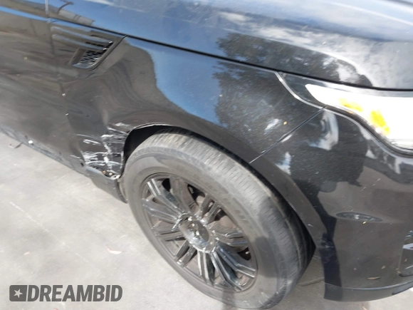 2015 Land Rover Range Rover Sport HSE with VIN SALWR2VF2FA530605, listed as a IAAI auction lot 42023941 with 73,087 mi miles. Bid and sale history available at carsss.com. Image 6.