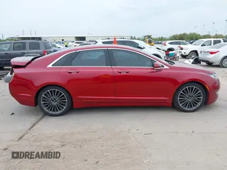 2016 Lincoln MKZ Hybrid with VIN 3LN6L2LU0GR627850, listed as a IAAI auction lot 41897945 with 36,213 mi miles. Bid and sale history available at carsss.com. Image 14.