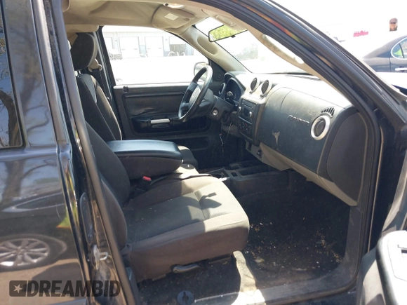 2008 Mitsubishi Raider LS z VIN 1Z7HC22K68S609523, wystawiony jako IAAI lot #42119361 z przebiegiem 154 328 mil mil oraz . Historia ofert i sprzedaży dostępna na DreamBid. Obrazek 5.