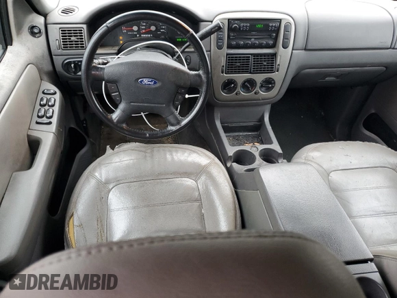 2005 Ford Explorer XLT with VIN 1FMZU63K75UA41491, listed as a Copart auction lot 45318035 with 223,531 mi miles and Salvage title. Bid and sale history available at DreamBid. Image 8.