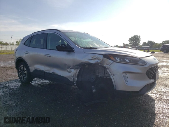 2020 Ford Escape SEL with VIN 1FMCU9H60LUB08237, listed as a Copart auction lot 61468715 with 62,386 mi miles and Salvage title. Bid and sale history available at DreamBid. Image 4.