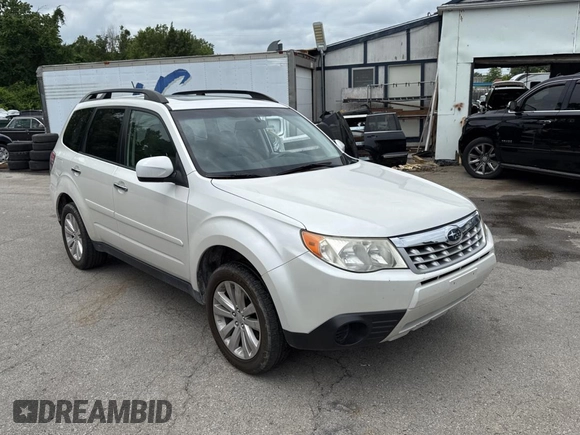 2012 Subaru Forester X Premium с VIN JF2SHBDC3CH458804, выставлен на аукционе Copart как лот 60101865 с пробегом 178 566 миль миль и Чистый • Clean title. История ставок и продаж доступна на DreamBid. Изображение 1.