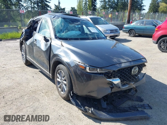 2025 Mazda CX-5 2.5 S Preferred Package with VIN JM3KFBCL8S0603670, listed as a IAAI auction lot 42086282 with 853 mi miles. Bid and sale history available at carsss.com. Image 6.