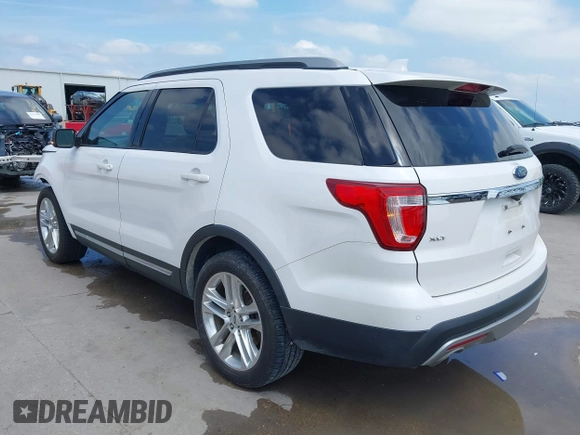 2017 Ford Explorer XLT с VIN 1FM5K7D81HGA98642, выставлен на аукционе IAAI как лот 42398111 с пробегом 140 601 миль миль и . История ставок и продаж доступна на DreamBid. Изображение 3.