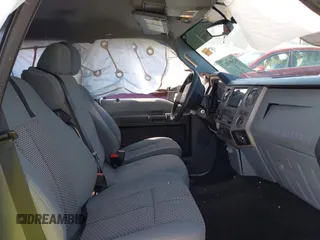 2015 Ford F-250 Lariat с VIN 1FT7W2B62FED60120, выставлен на аукционе IAAI как лот 42094823 с пробегом 82 542 миль миль и . История ставок и продаж доступна на DreamBid. Изображение 5.