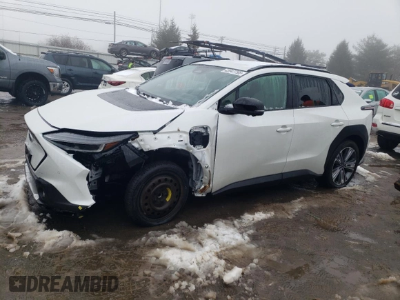 2023 Subaru Solterra Limited z VIN JTMABABA7PA022169, wystawiony jako Copart lot #43947795 z przebiegiem 18 415 mil mil oraz Szkoda całkowita • Salvage title. Historia ofert i sprzedaży dostępna na DreamBid. Obrazek 1.