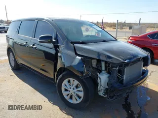 2017 Kia Sedona LX with VIN KNDMB5C19H6242338, listed as a IAAI auction lot 41916438 with 77,404 mi miles and . Bid and sale history available at DreamBid. Image 1.