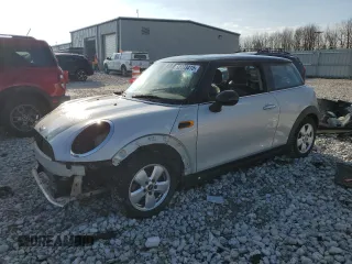 2014 MINI Hardtop with VIN WMWXM5C51ET936686, listed as a Copart auction lot 52773415 with 142,070 mi miles and Clean Title. Bid and sale history available at DreamBid. Image 1.