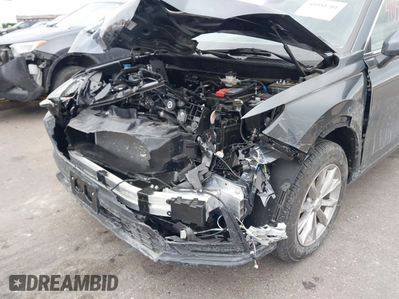 2025 Honda CR-V EX with VIN 2HKRS4H47SH421526, listed as a IAAI auction lot 41051701 with 3,437 mi miles and . Bid and sale history available at DreamBid. Image 6.