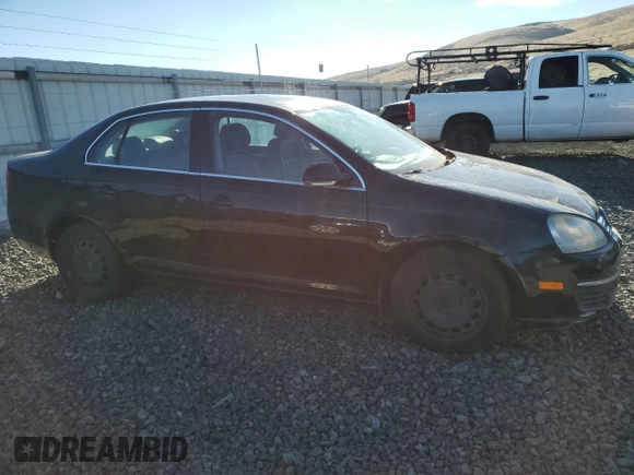 2005 Volkswagen Jetta 2.5L with VIN 3VWRG71K85M604697, listed as a Copart auction lot 42790635 with 179,281 mi miles and Salvage title. Bid and sale history available at DreamBid. Image 4.