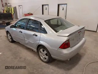 2005 Ford Focus S с VIN 1FAFP34N25W139215, выставлен на аукционе IAAI как лот 42469413 с пробегом 119 675 миль миль и . История ставок и продаж доступна на DreamBid. Изображение 3.