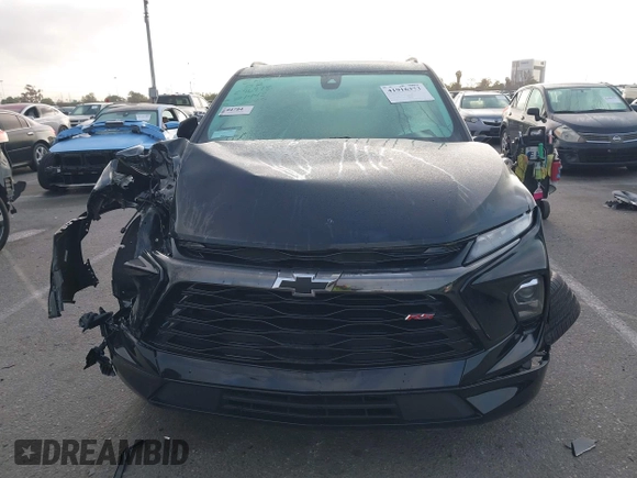2024 Chevrolet Blazer RS z VIN 3GNKBERS1RS251448, wystawiony jako IAAI lot #41916373 z przebiegiem 4 325 mil mil oraz . Historia ofert i sprzedaży dostępna na DreamBid. Obrazek 12.