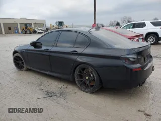 2014 BMW M5 z VIN WBSFV9C59ED097862, wystawiony jako Copart lot #85719684 z przebiegiem Nie podano mil oraz Szkody całkowita. Historia ofert i sprzedaży dostępna na DreamBid. Obrazek 2.