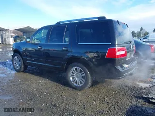 2010 Lincoln Navigator with VIN 5LMJJ2J59AEJ09125, listed as a IAAI auction lot 41549793 with 201,502 mi miles. Bid and sale history available at carsss.com. Image 3.