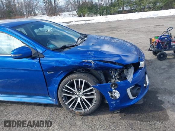 2017 Mitsubishi Lancer ES with VIN JA32V2FW1HU001811, listed as a IAAI auction lot 41378932 with 130,316 mi miles. Bid and sale history available at carsss.com. Image 6.
