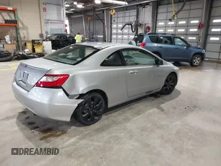 2008 Honda Civic Cpe LX with VIN 2HGFG12678H516278, listed as a IAAI auction lot 42028605 with 100,391 mi miles. Bid and sale history available at carsss.com. Image 4.