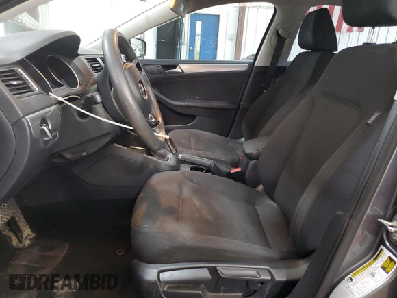 2015 Volkswagen Jetta SE with VIN 3VWD07AJ6FM343142, listed as a Copart auction lot 62472655 with 117,349 mi miles and Salvage title. Bid and sale history available at DreamBid. Image 7.
