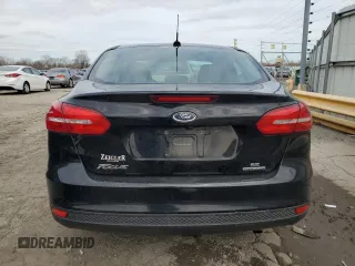 2016 Ford Focus SE z VIN 1FADP3F22GL237773, wystawiony jako Copart lot #49889515 z przebiegiem 131 073 mil mil oraz Szkoda całkowita • Salvage title. Historia ofert i sprzedaży dostępna na DreamBid. Obrazek 6.