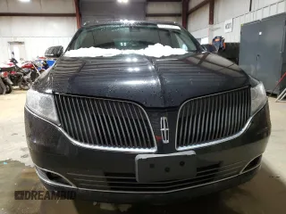 2016 Lincoln MKT z VIN 2LMHJ5NK7GBL02854, wystawiony jako Copart lot #44775285 z przebiegiem 383 459 mil mil oraz Tytuł czysty. Historia ofert i sprzedaży dostępna na DreamBid. Obrazek 5.
