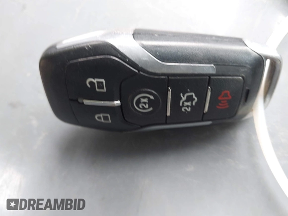 2015 Ford Edge Titanium z VIN 2FMTK4K88FBC26324, wystawiony jako IAAI lot #42156964 z przebiegiem Nie podano mil oraz . Historia ofert i sprzedaży dostępna na DreamBid. Obrazek 11.