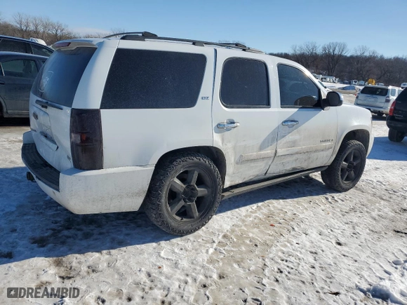 2008 Chevrolet Tahoe LTZ with VIN 1GNFK13038J115520, listed as a Copart auction lot 88275415 with 276,613 mi miles and Salvage Title. Bid and sale history available at carsss.com. Image 3.