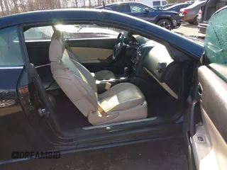2008 Pontiac G6 GT with VIN 1G2ZH36N984114804, listed as a IAAI auction lot 41747149 with 113,652 mi miles. Bid and sale history available at carsss.com. Image 5.