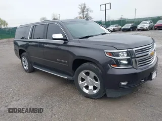 2015 Chevrolet Suburban LTZ with VIN 1GNSKKKC4FR712965, listed as a IAAI auction lot 41928053 with 188,571 mi miles. Bid and sale history available at carsss.com. Image 1.