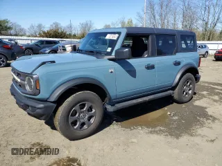 2022 Ford Bronco z VIN 1FMDE5BH0NLB19901, wystawiony jako Copart lot #52193415 z przebiegiem 52 678 mil mil oraz Szkoda całkowita • Salvage title. Historia ofert i sprzedaży dostępna na DreamBid. Obrazek 1.