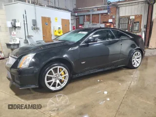 2013 Cadillac CTS-V z VIN 1G6DV1EP3D0102349, wystawiony jako Copart lot #43710885 z przebiegiem Nie podano mil oraz Tytuł czysty. Historia ofert i sprzedaży dostępna na DreamBid. Obrazek 1.