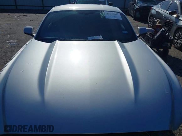 2015 Ford Mustang V6 z VIN 1FA6P8AM8F5369227, wystawiony jako IAAI lot #42607851 z przebiegiem 135 428 mil mil oraz . Historia ofert i sprzedaży dostępna na DreamBid. Obrazek 12.