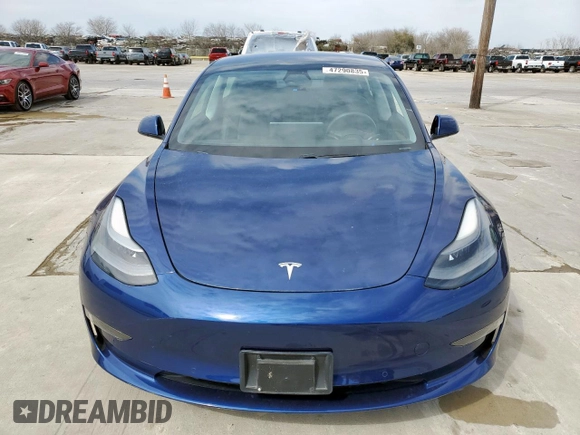 2021 Tesla Model 3 Standard Range Plus z VIN 5YJ3E1EA0MF014607, wystawiony jako Copart lot #47290835 z przebiegiem 43 251 mil mil oraz Szkoda całkowita • Salvage title. Historia ofert i sprzedaży dostępna na DreamBid. Obrazek 5.