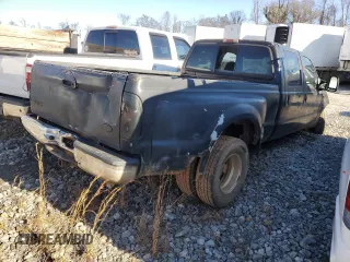 2001 Ford F-350 XL with VIN 1FTWW32F21ED02292, listed as a Copart auction lot 89184265 with 318,261 mi miles and Salvage title. Bid and sale history available at DreamBid. Image 3.