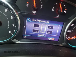 2022 Chevrolet Equinox LT z VIN 3GNAXJEV8NL130782, wystawiony jako IAAI lot #42521040 z przebiegiem 29 088 mil mil oraz . Historia ofert i sprzedaży dostępna na DreamBid. Obrazek 14.