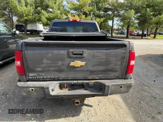 2011 Chevrolet Silverado 1500 LT with VIN 1GCRKSE36BZ260532, listed as a Copart auction lot 56358145 with 164,458 mi miles and Clean Title. Bid and sale history available at DreamBid. Image 9.