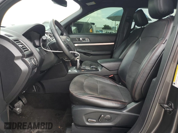 2018 Ford Explorer XLT z VIN 1FM5K7D86JGB27218, wystawiony jako Copart lot #66252515 z przebiegiem 88 254 mil mil oraz Szkoda całkowita • Salvage title. Historia ofert i sprzedaży dostępna na DreamBid. Obrazek 7.