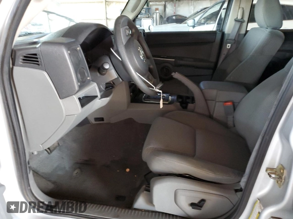 2006 Jeep Commander с VIN 1J8HH48K66C130177, выставлен на аукционе Copart как лот 59724265 с пробегом 151 228 миль миль и Списание • Salvage title. История ставок и продаж доступна на DreamBid. Изображение 7.