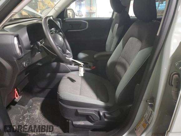 2021 Ford Bronco Sport Big Bend z VIN 3FMCR9B68MRB03127, wystawiony jako Copart lot #56882625 z przebiegiem 28 097 mil mil oraz Szkoda całkowita • Salvage title. Historia ofert i sprzedaży dostępna na DreamBid. Obrazek 7.